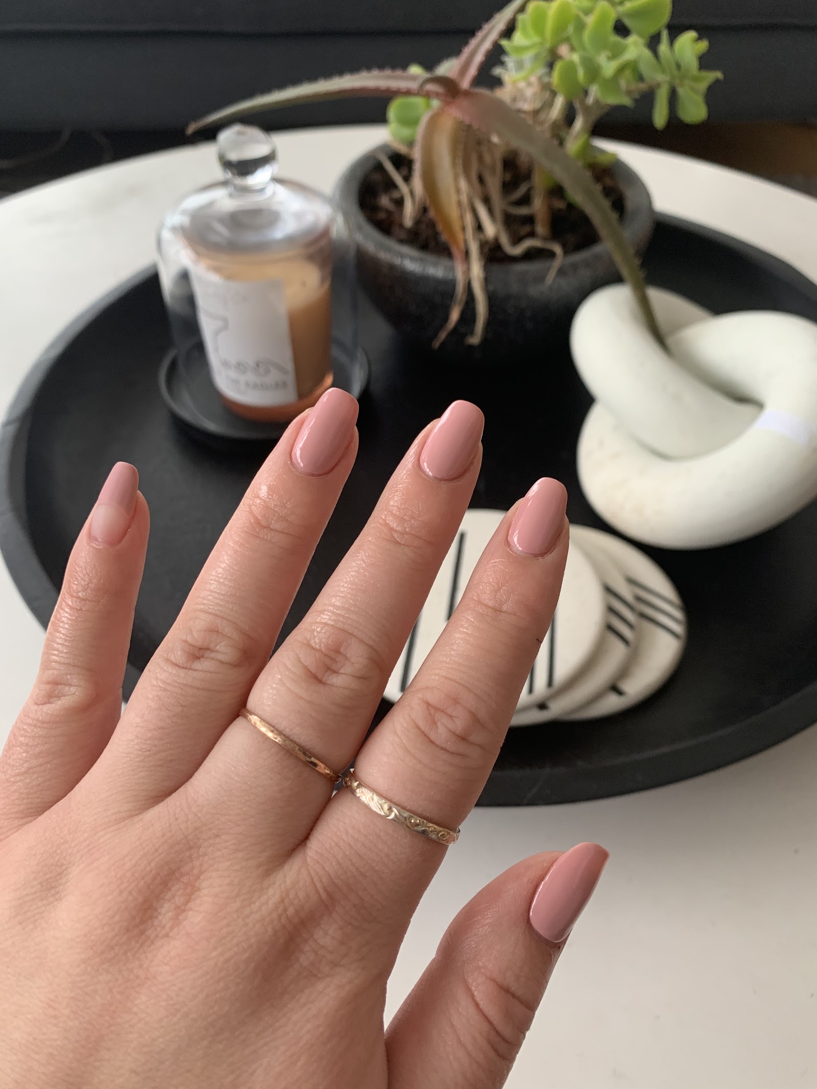 Moonz Natural Nail Care logo